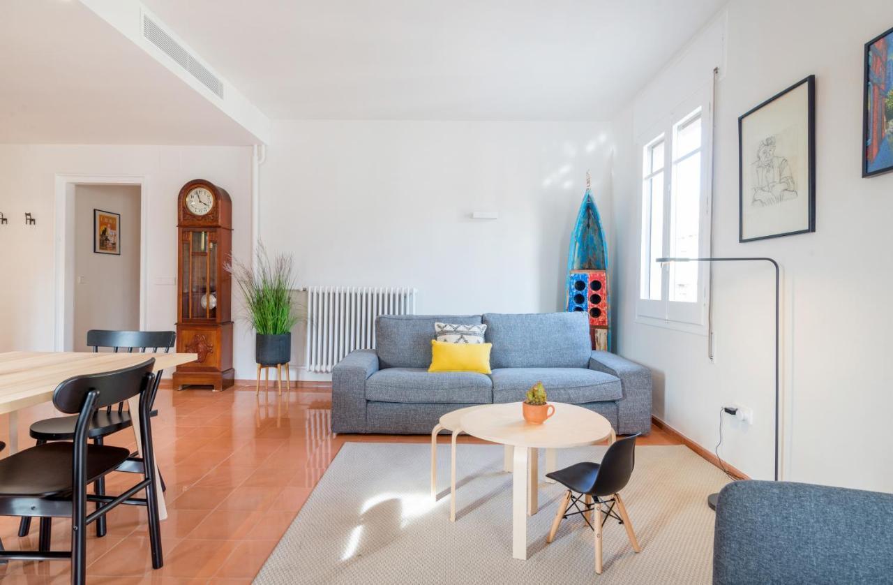 New Top Floor Apt With A Lot Of Light & Aircon Girona Luaran gambar