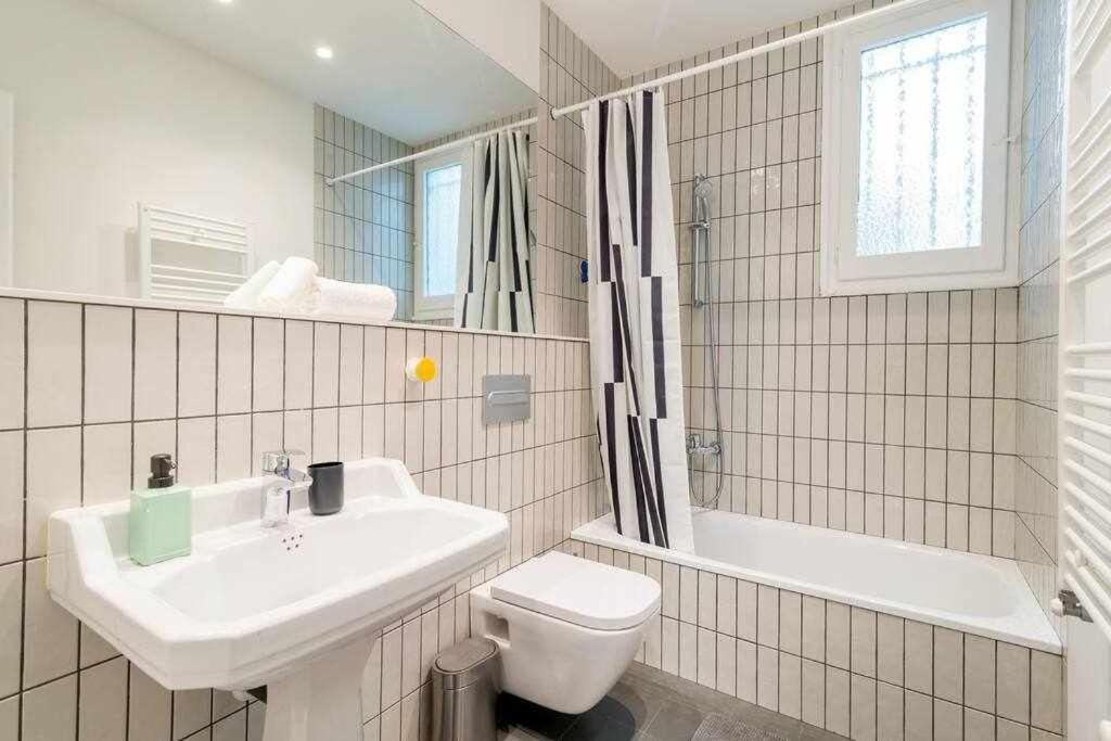 New Top Floor Apt With A Lot Of Light & Aircon Girona Luaran gambar
