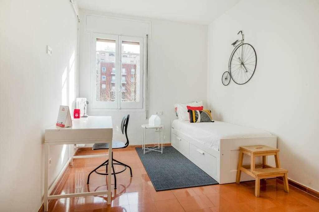 New Top Floor Apt With A Lot Of Light & Aircon Girona Luaran gambar