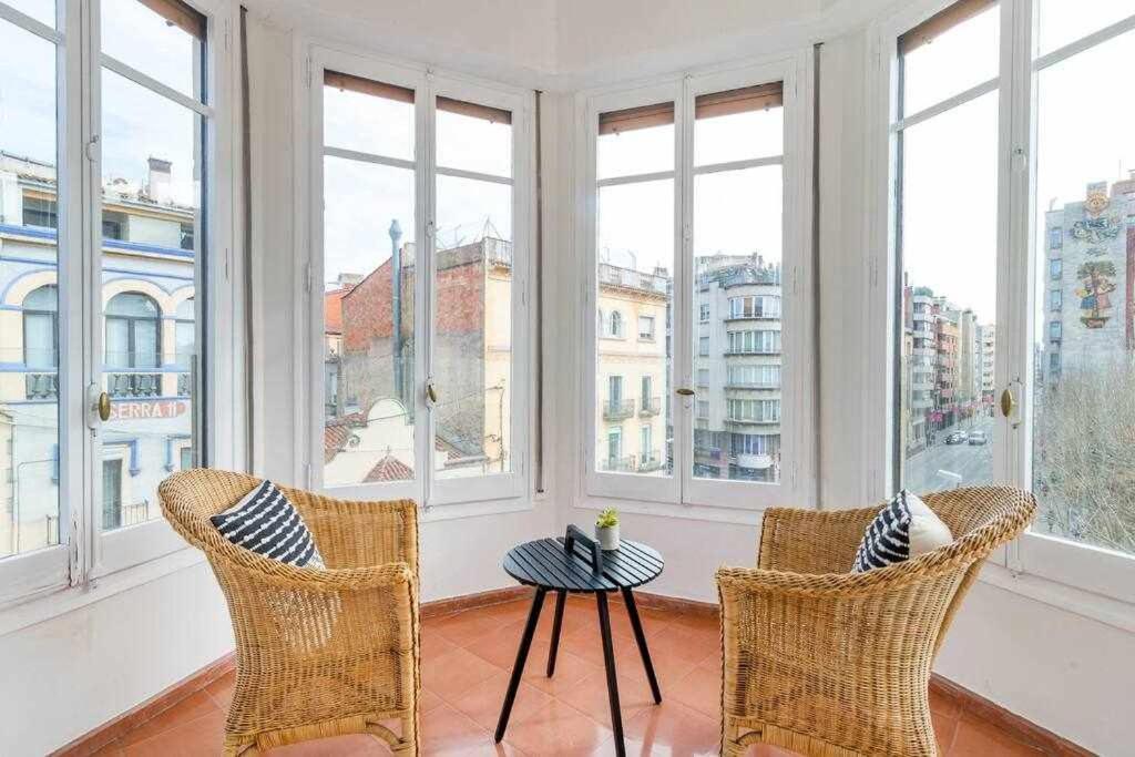 New Top Floor Apt With A Lot Of Light & Aircon Girona Luaran gambar