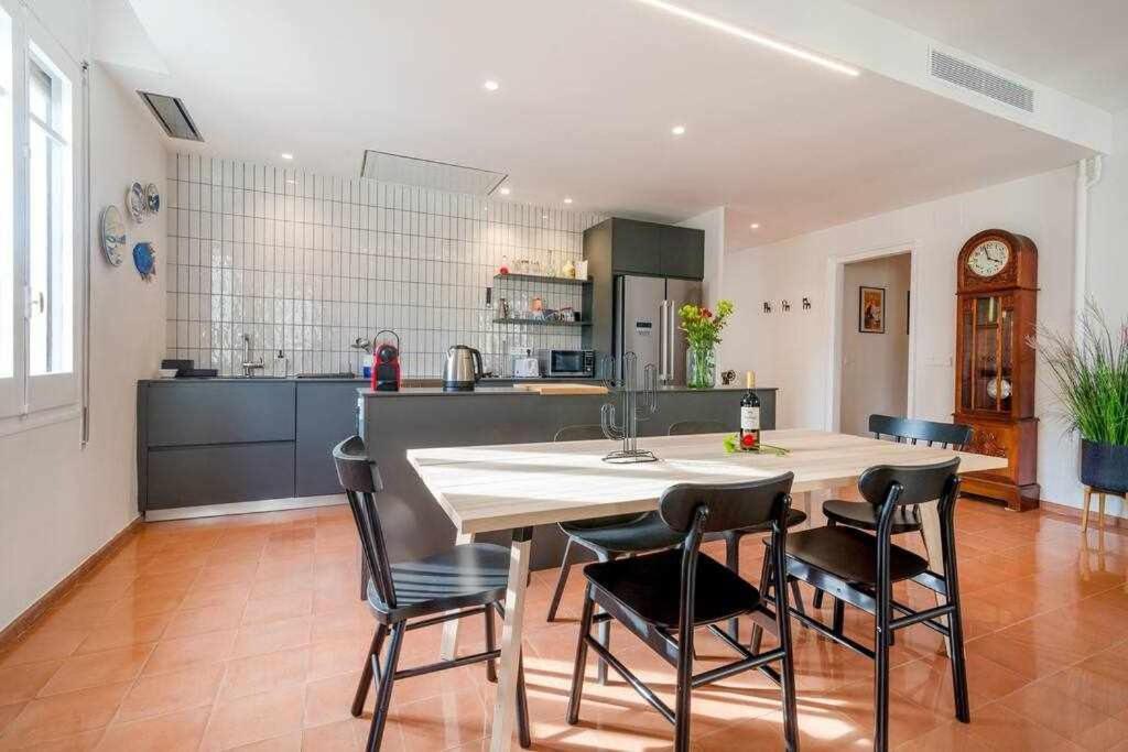 New Top Floor Apt With A Lot Of Light & Aircon Girona Luaran gambar